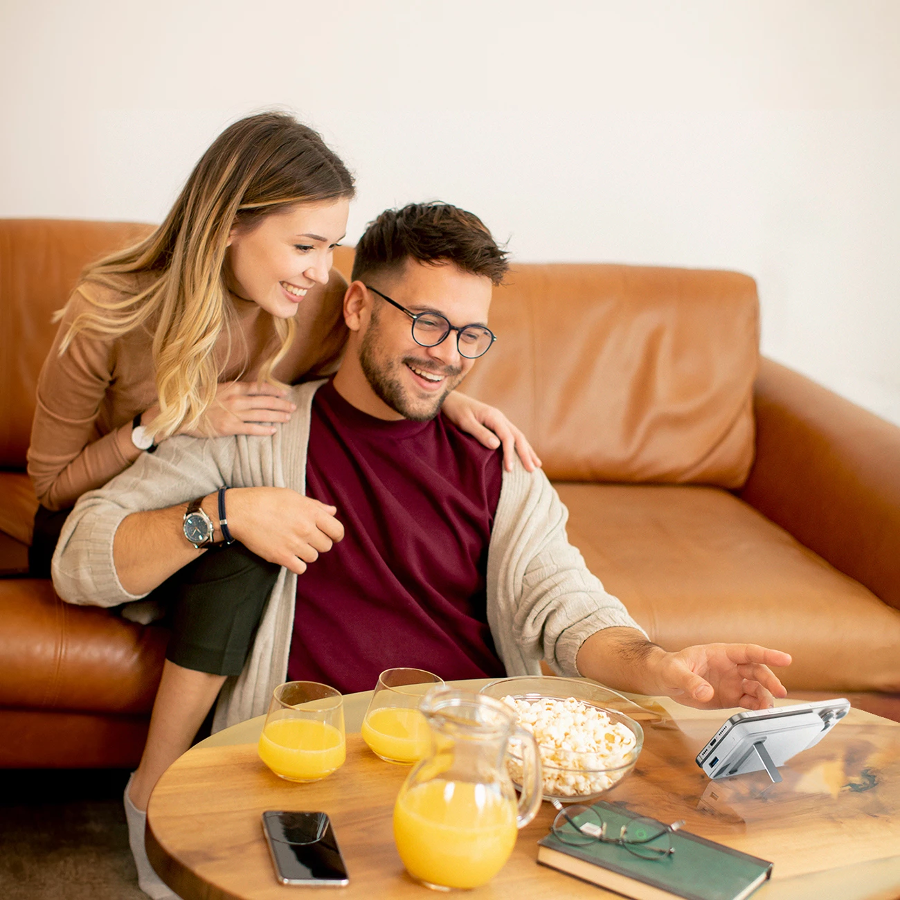 Powerbank Wozinsky WLWP-10KA0Y3WS, 10000 mAh, Qi2, MagSafe, me mbajtëse, Bardhë