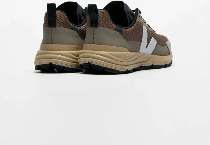 Atlete Veja meshkuj, gri e lehtë