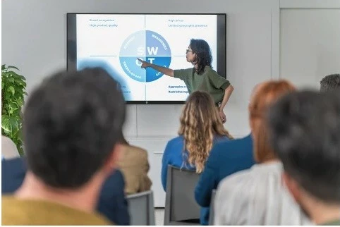 Monitor interaktiv Avtek TS 7.1 Lite 55", 4K UHD, Touch, WiFi/Bluetooth, i zi