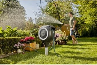 Kasetë automatike për zorrë uji Gardena RollUp M, 20m, 0-360°, e zezë/gri