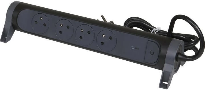 Zgjatues Legrand 4x2PZ, 1.5m, i zi, me mbrojtje nga mbingarkesa