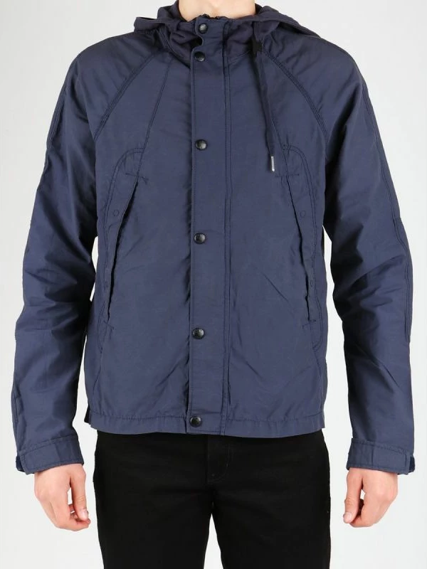 Jakne Guess për meshkuj