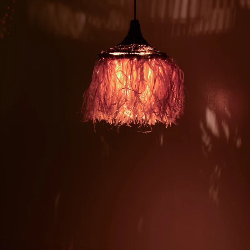 Llambë tavani Sermene Inart sisal, ngjyrë natyrale e zezë, D32x45cm