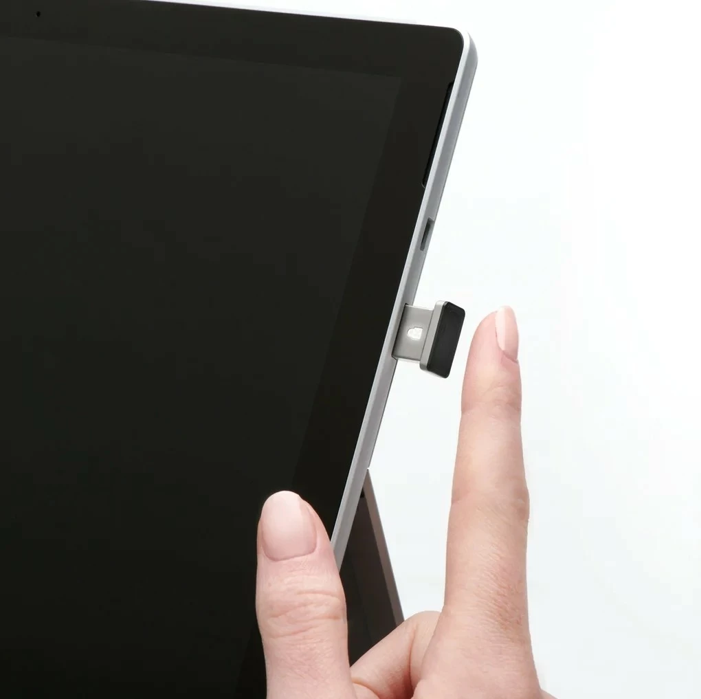 Lexues gjurmësh gishti Kensington VeriMark IT K64704EU, USB, Zi