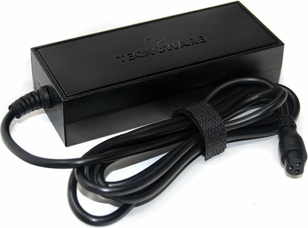 Karikues universal për laptop TECNOWARE FAU17610 95W, i zi, set me 10 konektorë