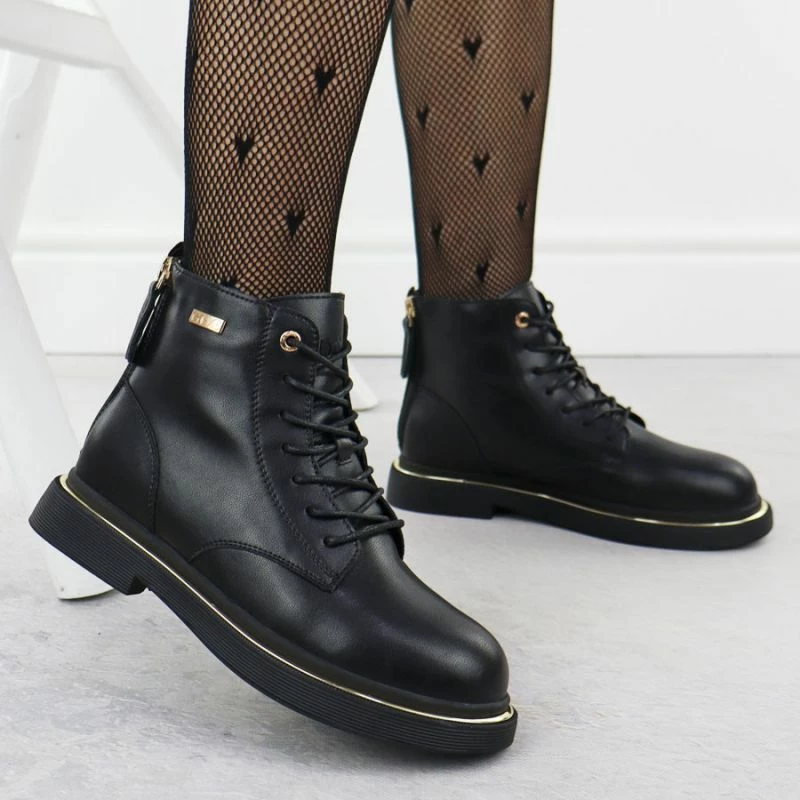 Çizme lëkure femra Goe SS2N4101, të zeza