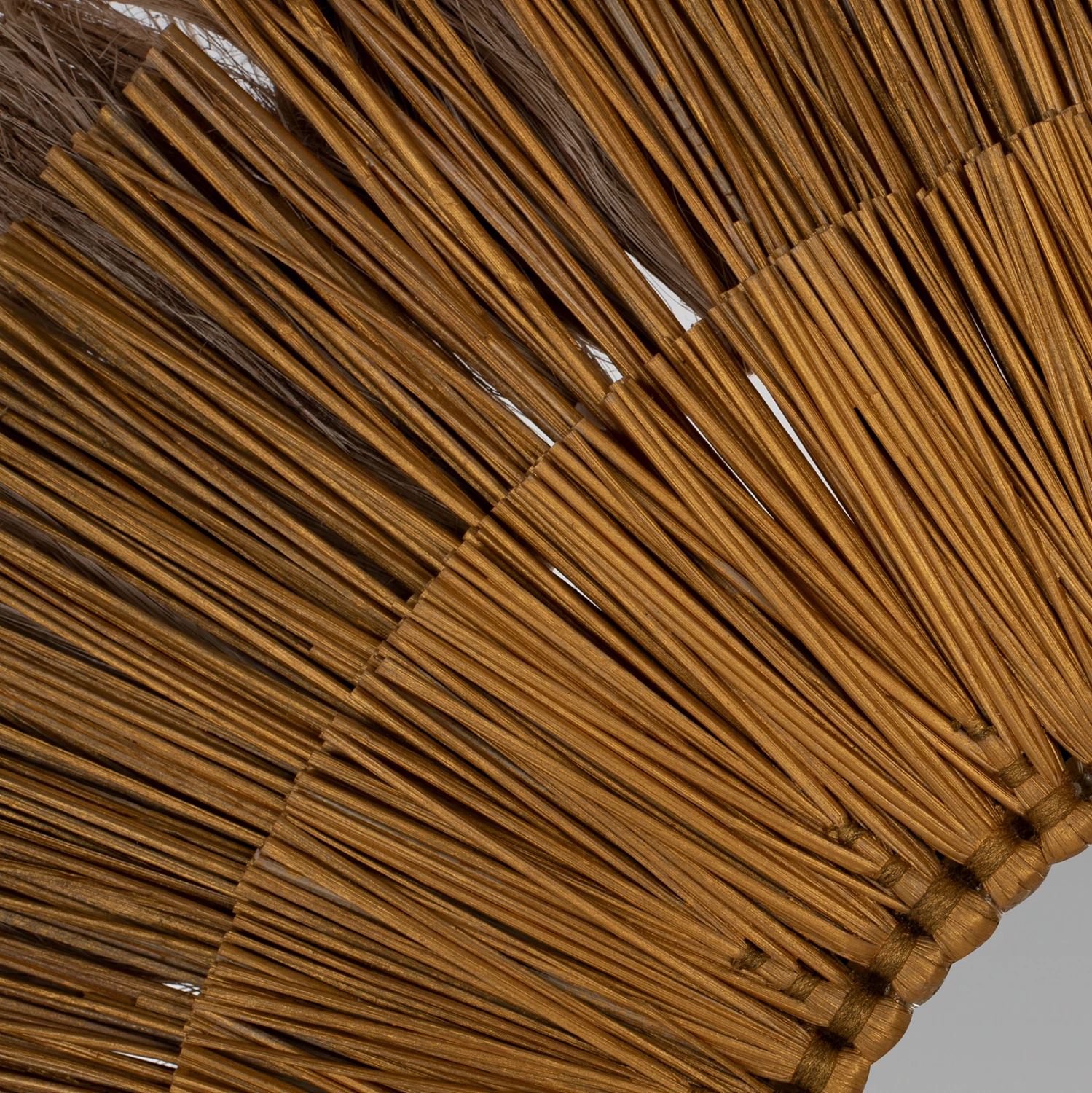 Pasqyrë muri e rrumbullakët, bar Mendong dhe fibra abaca, natyrale & ari, 80x4x80 cm, FH7797