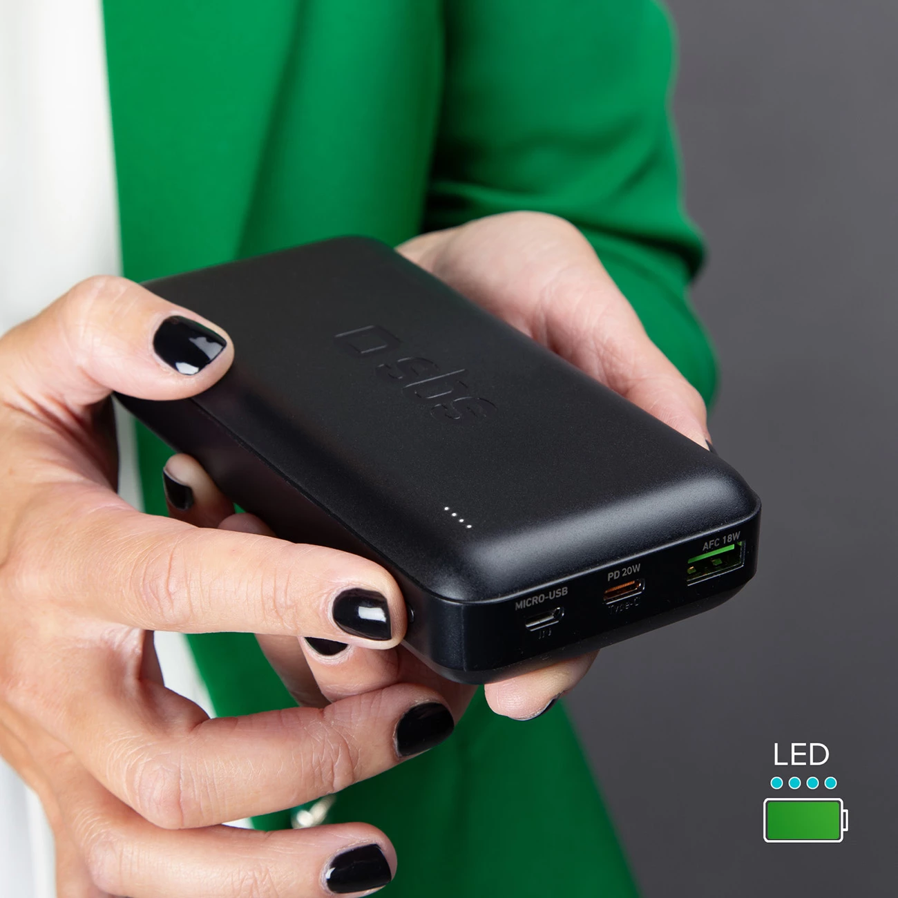Powerbank SBS TTBB20000PD20K 20000 mAh, 20W PD, USB-C/USB-A/Micro-USB, e zezë