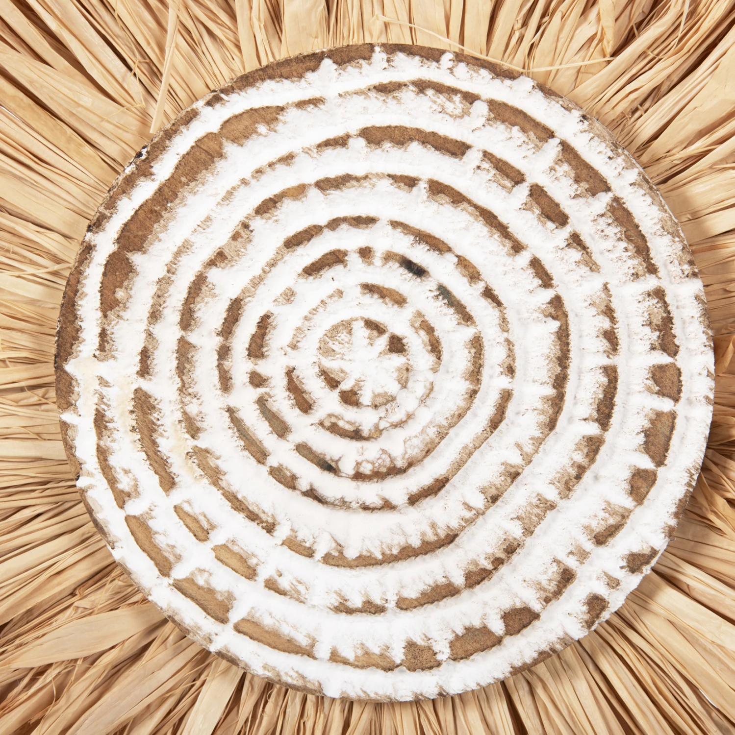 Dekor tavoline FH4224 fibra rafie në bazë druri natyrale-e zezë 18x9x43H cm