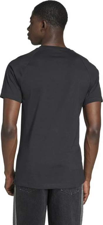 Maicë adidas, tight fit