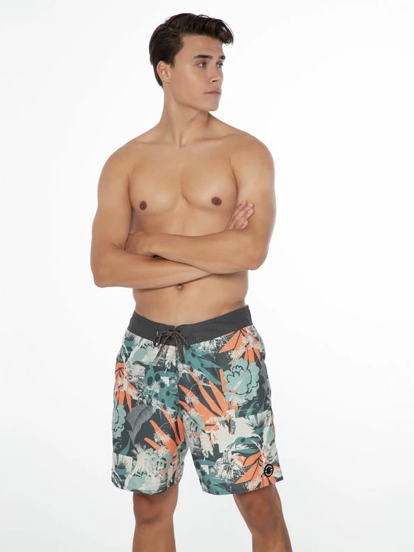 Shorce plazhi për meshkuj Protest