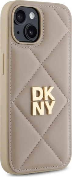 Mbështjellës DKNY Quilted Stack Logo për iPhone 15, Bezhe