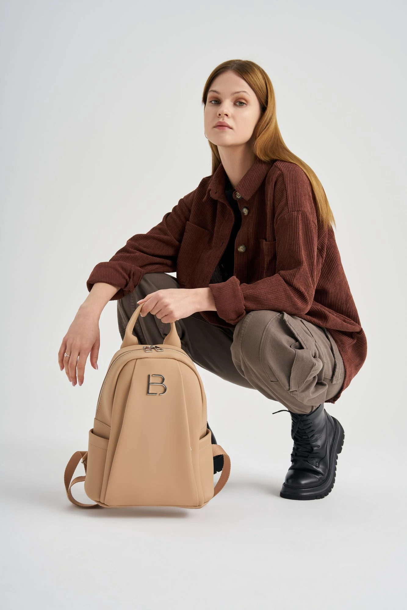 Çantë shpine Lucky Bees, ngjyrë deve, 365