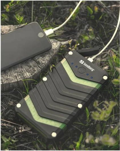 Powerbank Sandberg Survivor 420-36 20000 mAh IP67 me dritë dore, zi/jeshile, set me 2 kabllo