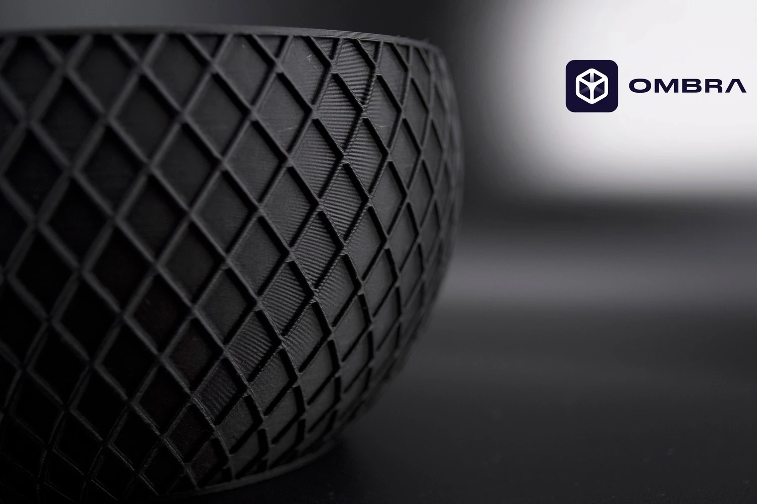 Big Bowl Stylish, e zezë