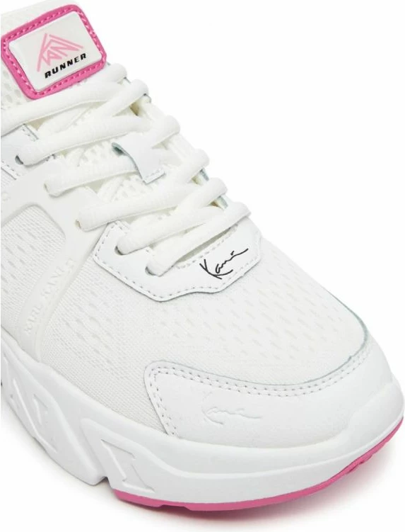 Atlete për femra Karl Kani, të zeza