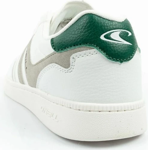 Atlete meshkuj O'Neill Ione, të bardha