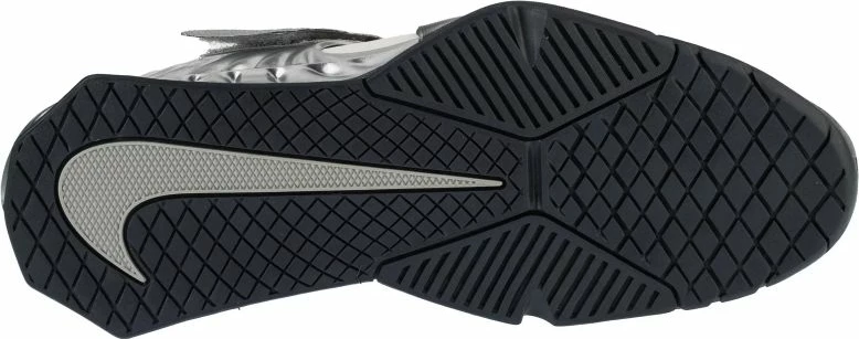 Atlete për meshkuj Nike, të bardha