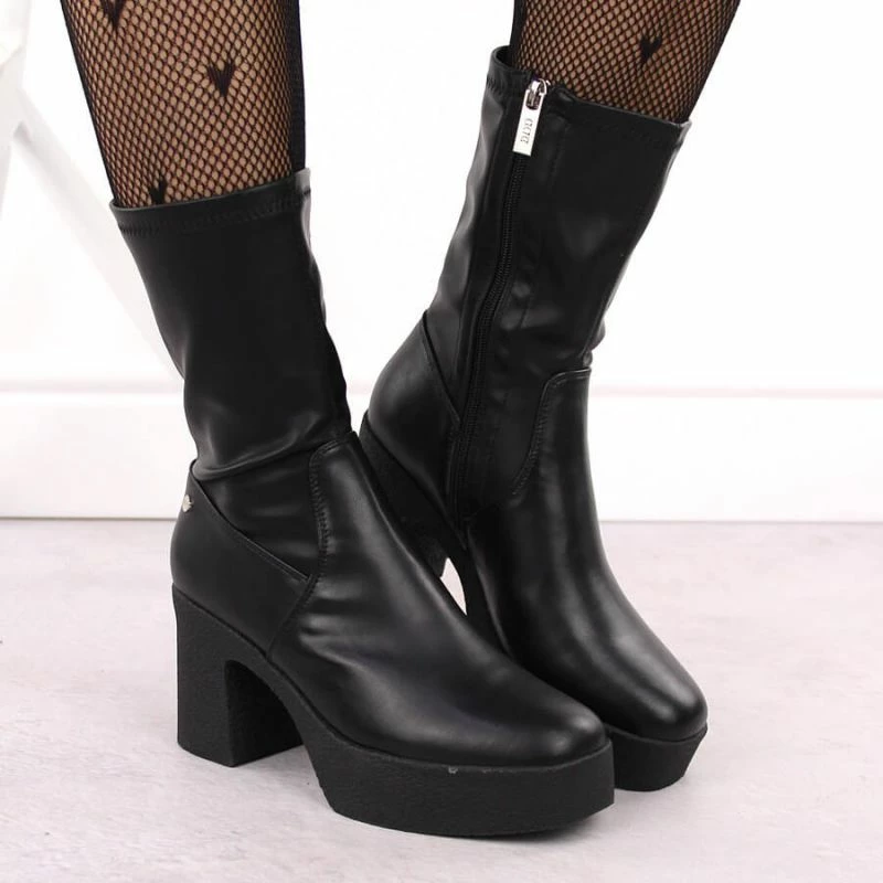 Çizme për femra Goe, të zeza