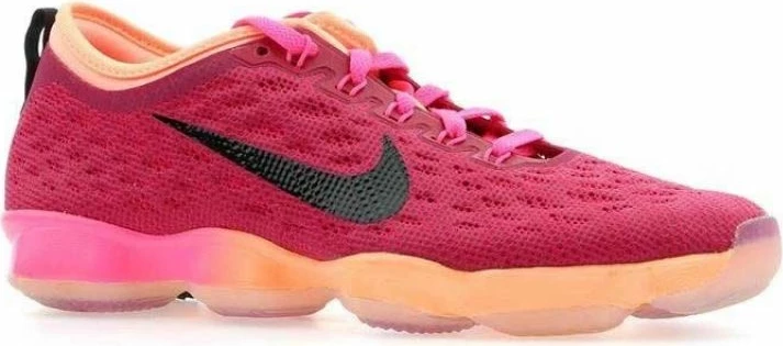 Atlete trajnimi Nike për femra, rozë