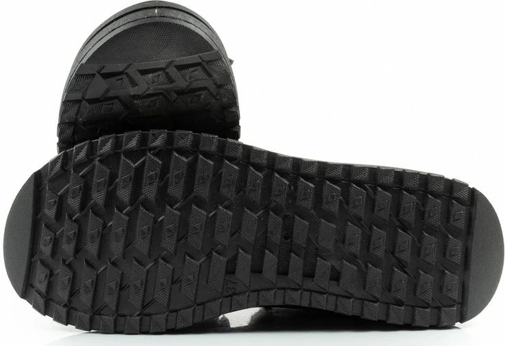 Çizme dimri për femra Yakimasport, të zeza