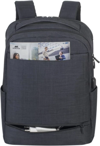 çantë shpine për laptop RivaCase 8365, 17.3", me port USB, e zezë