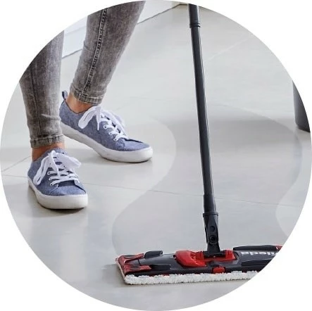 Mop Vileda ULTRAMAT TURBO me kovë, mikrofibër, e zezë/e kuqe