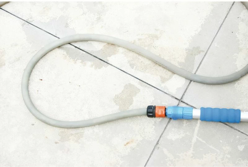 Brushe Per Larje Me Bisht Uji