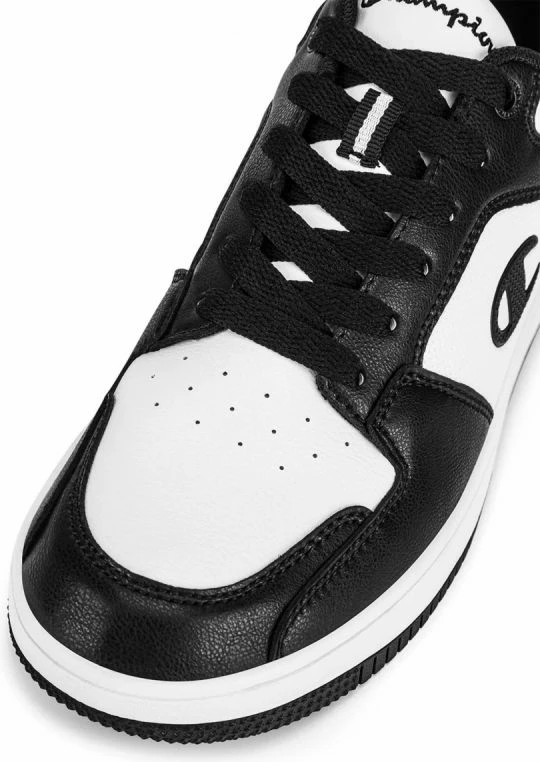 Atlete Champion, për meshkuj dhe femra, të bardha dhe të zeza