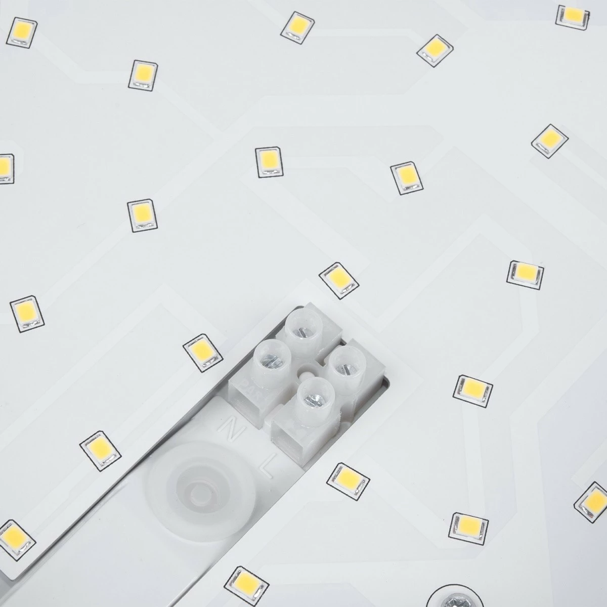 Lampë LED me sensor lëvizjeje Maclean MCE357W 10W 900lm 4000K IP44, e bardhë