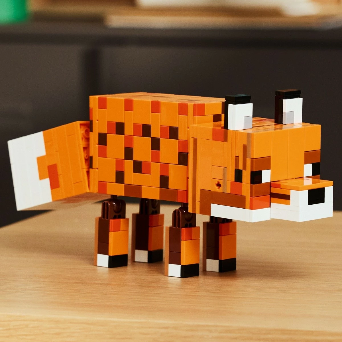 Set ndërtimi LEGO Minecraft 21588 The Fox, 497 pjesë