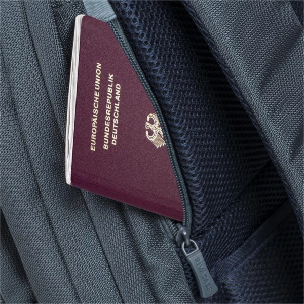 Çantë shpine për laptop RIVACASE 8460 17.3\" 23L aquamarine blue