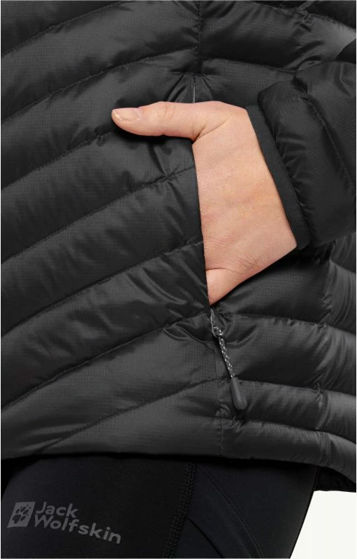 Jakne dimri Jack Wolfskin për femra, të zeza