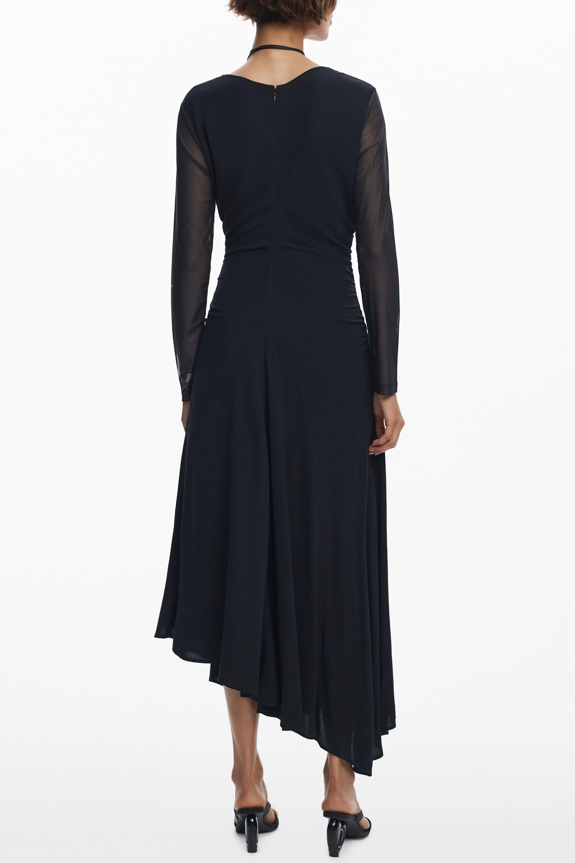 Fustan i gjatë DESIGUAL për femra, i zi