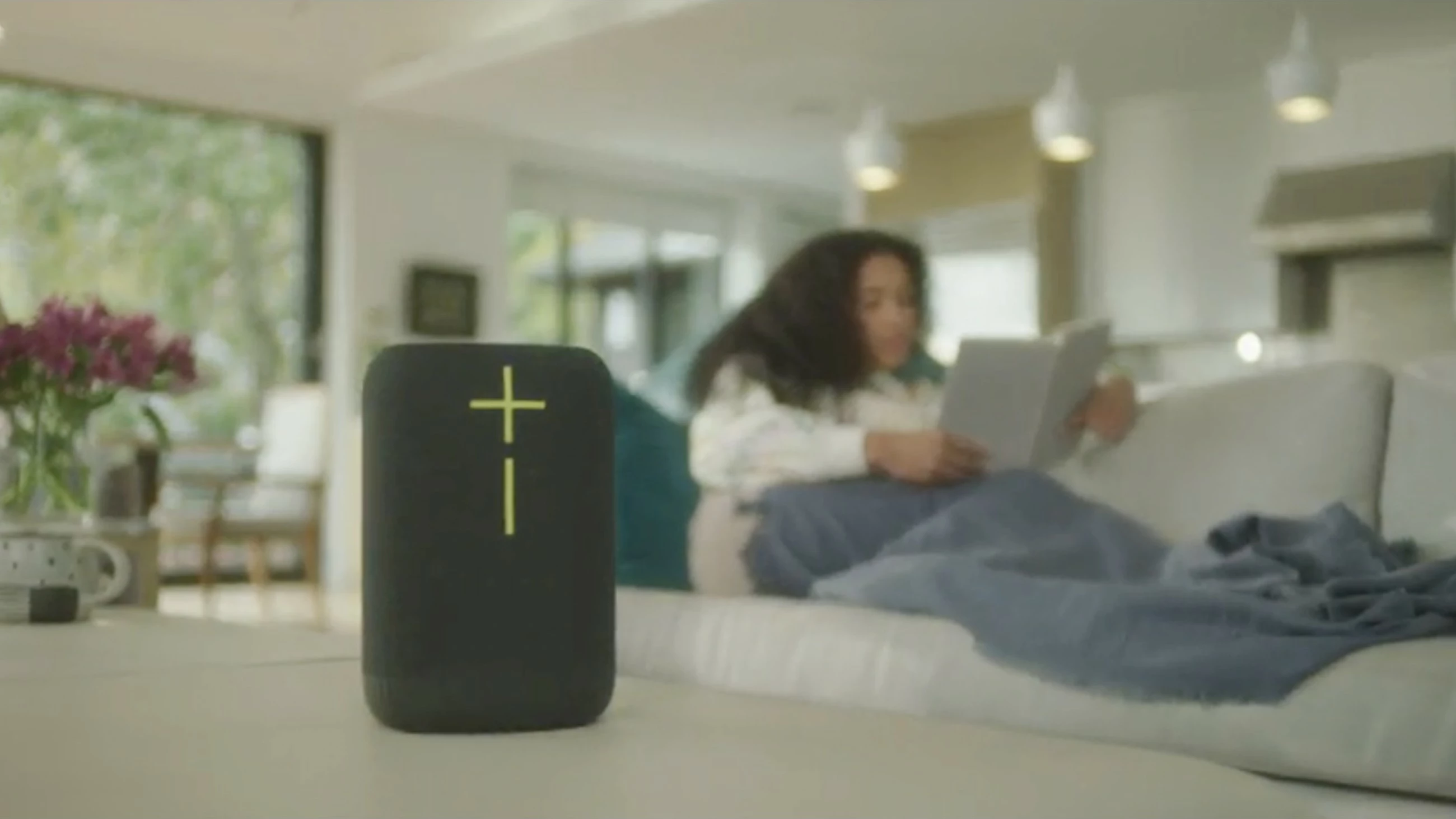 Altoparlant Ultimate Ears Epicboom, i bardhë