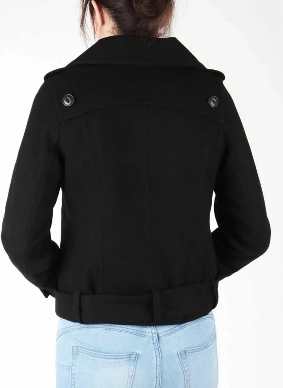 Jakne Lee për femra