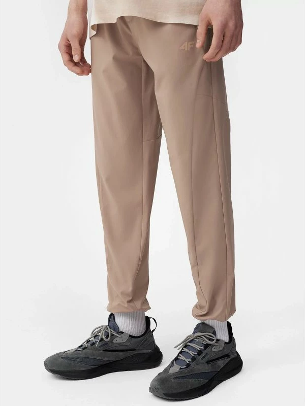 Pantallona për meshkuj 4F