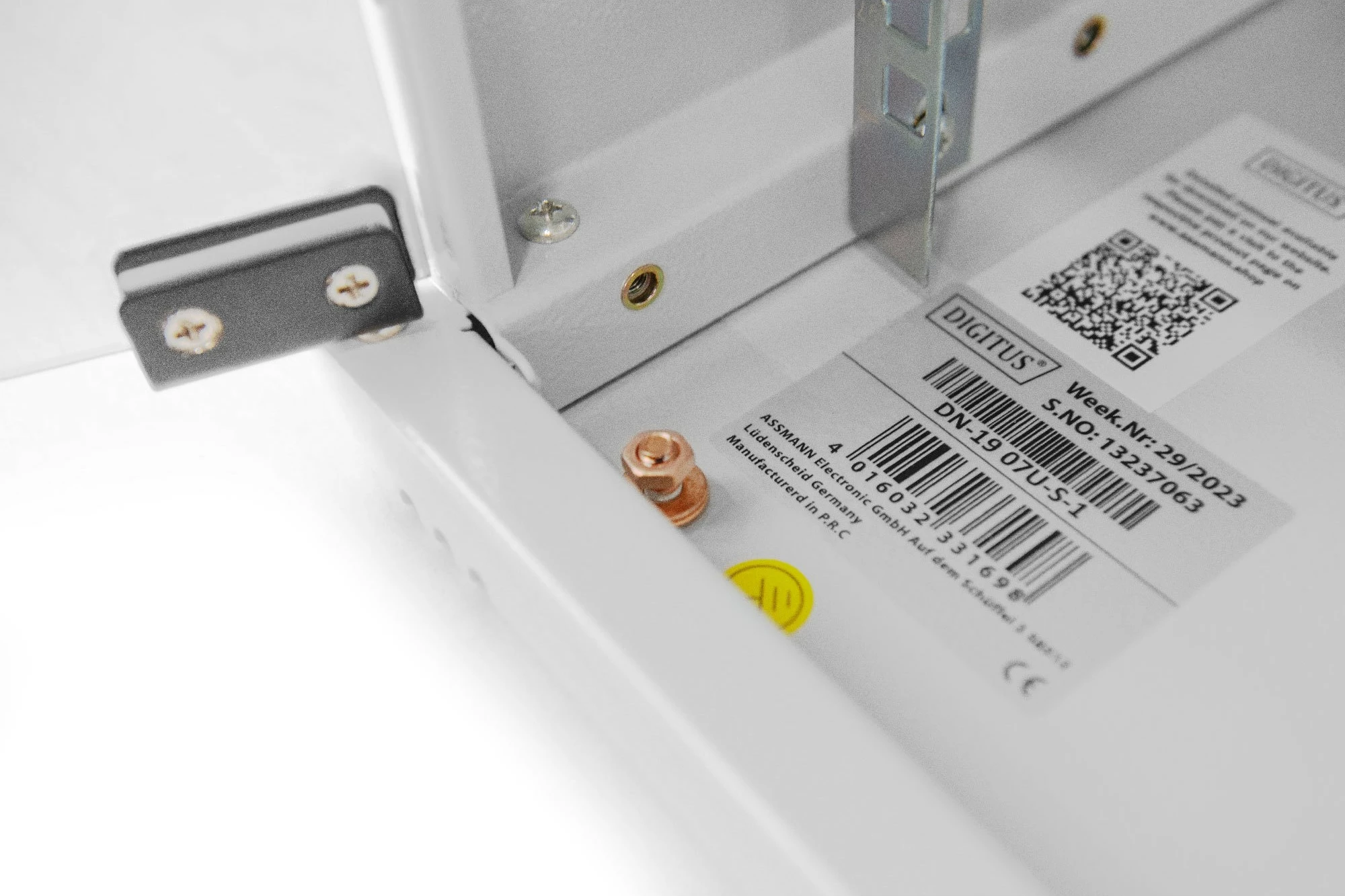 Kasë rrjeti Digitus SOHO 7U, 540x400mm, montim në mur, xham, gri