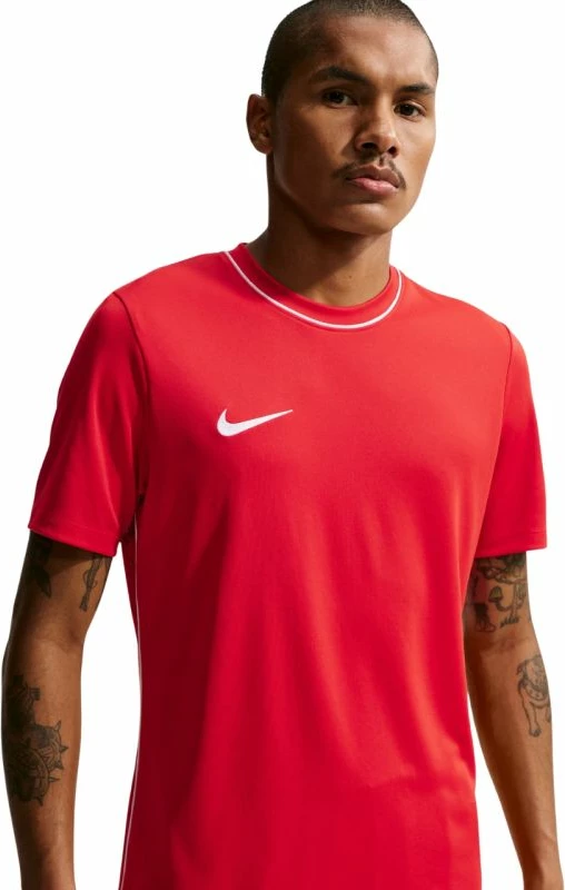 Maicë për meshkuj Nike, e kuqe