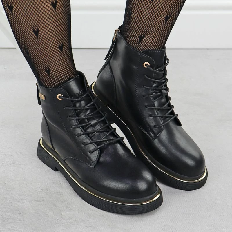 Çizme lëkure femra Goe SS2N4101, të zeza