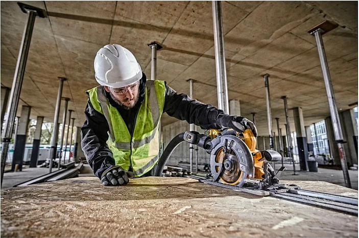 Sharrë rrethore DeWALT Flexvolt, 54V, brushless, 19cm, me dritë, verdhë