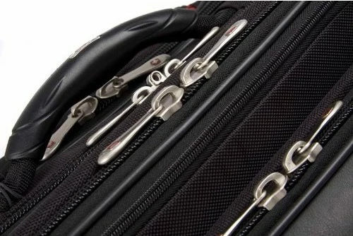 Set biznesi 2 pjesësh Wenger Patriot, trolley 17 inç me çantë notebook 15.4 inç, e zezë