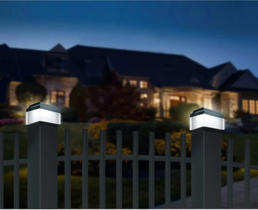 Llambë solare për shtyllë gardhi GreenBlue GB128 me sensor errësire, e zezë