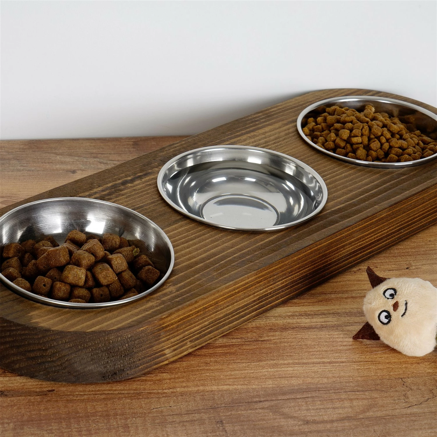 Enë ushqimi për kafshë, dru bredhi, ngjyrë arre, Hanah Home Pet016