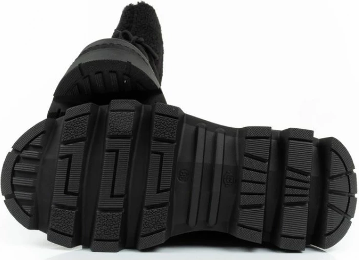 Çizme për femra Lee Cooper, të zeza