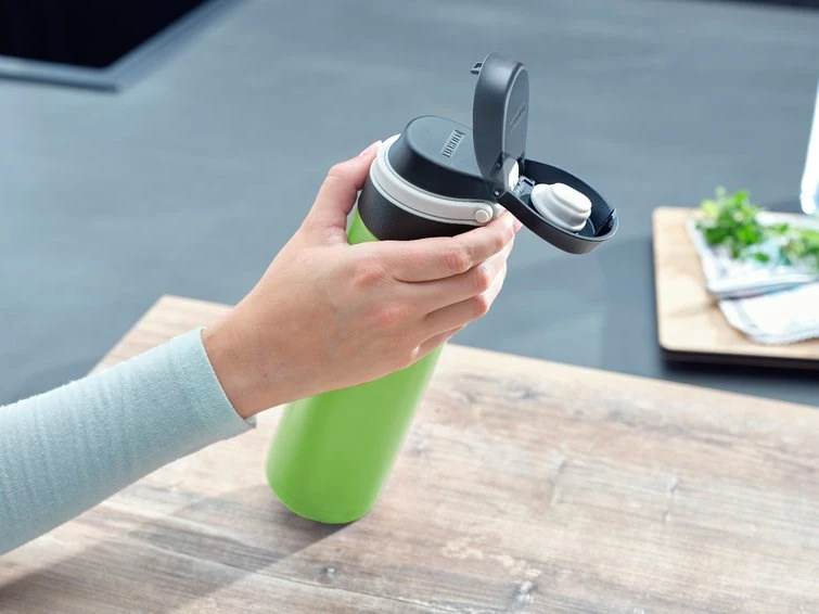 Termos udhëtimi LEIFHEIT 3277, 600 ml, i gjelbër/zi