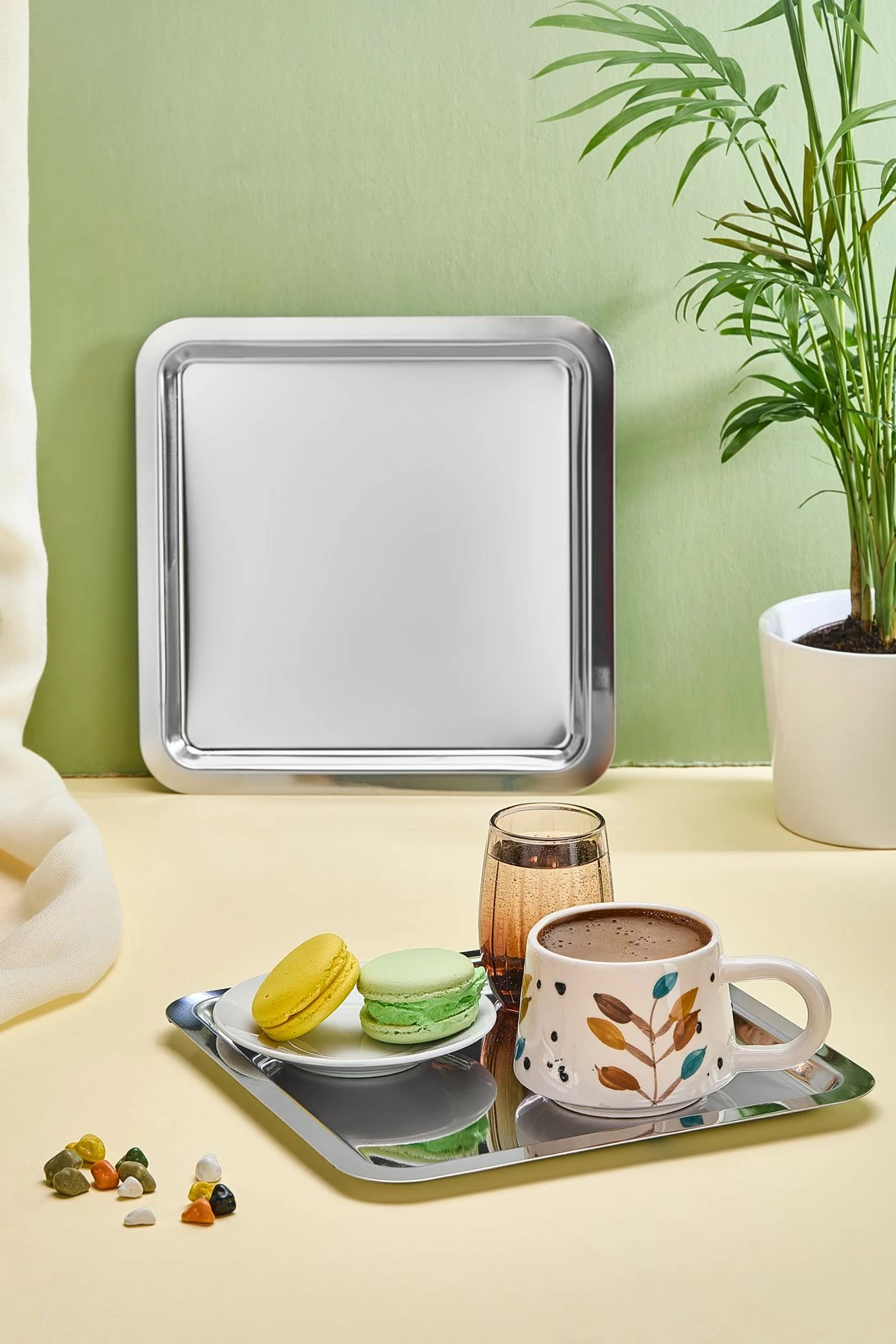 Set 6 tabaka shërbyese prej çeliku inoksi, ngjyrë argjendi, Hermia Kare