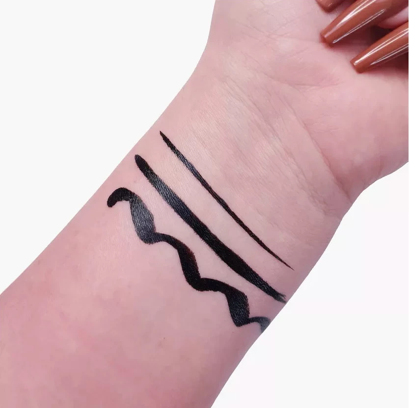 Revolution Eyeliner Slick Flick