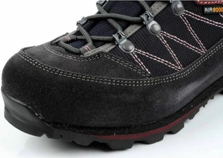 Atlete trekking Aku femra, të zeza