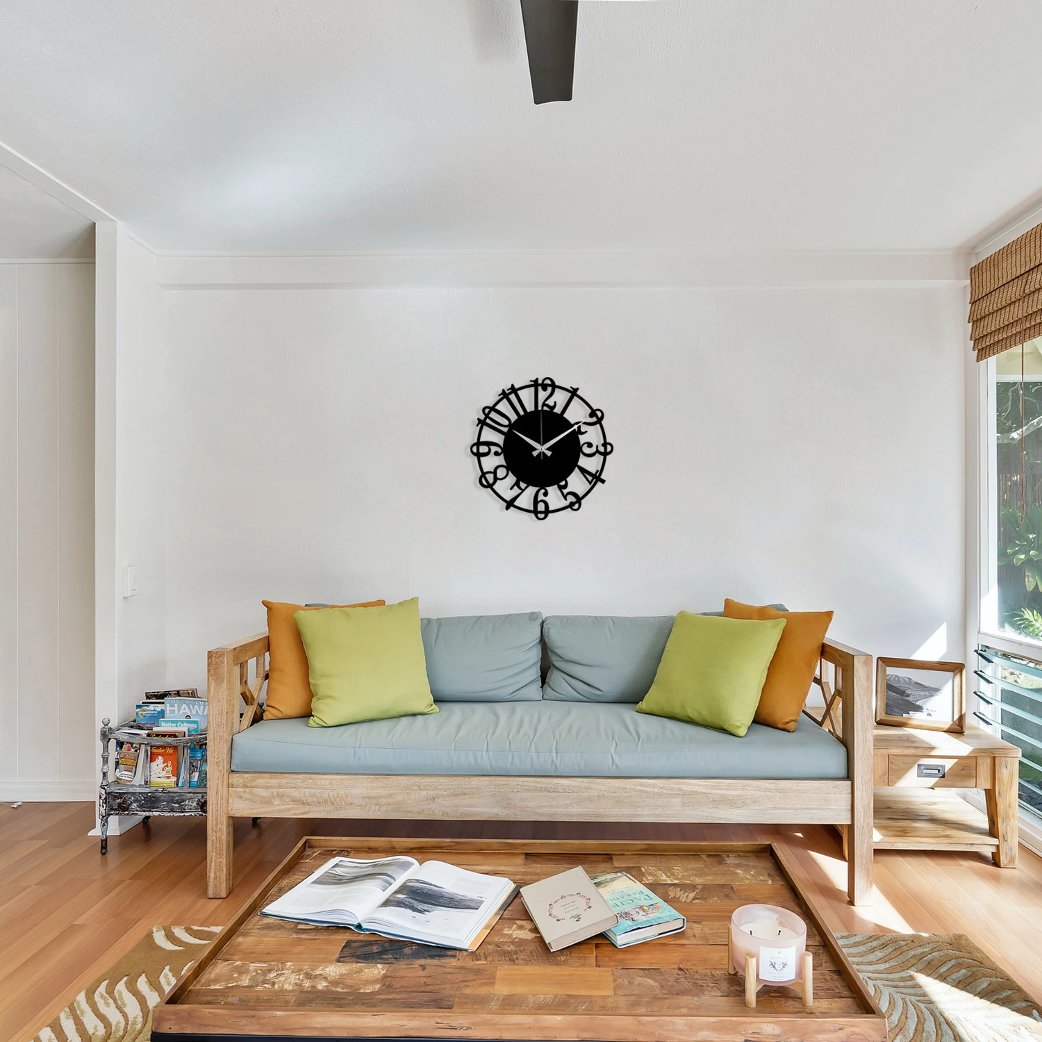 Orë muri dekorative prej metali, Wallity Enzoclock - S006, e zezë, 48x48cm